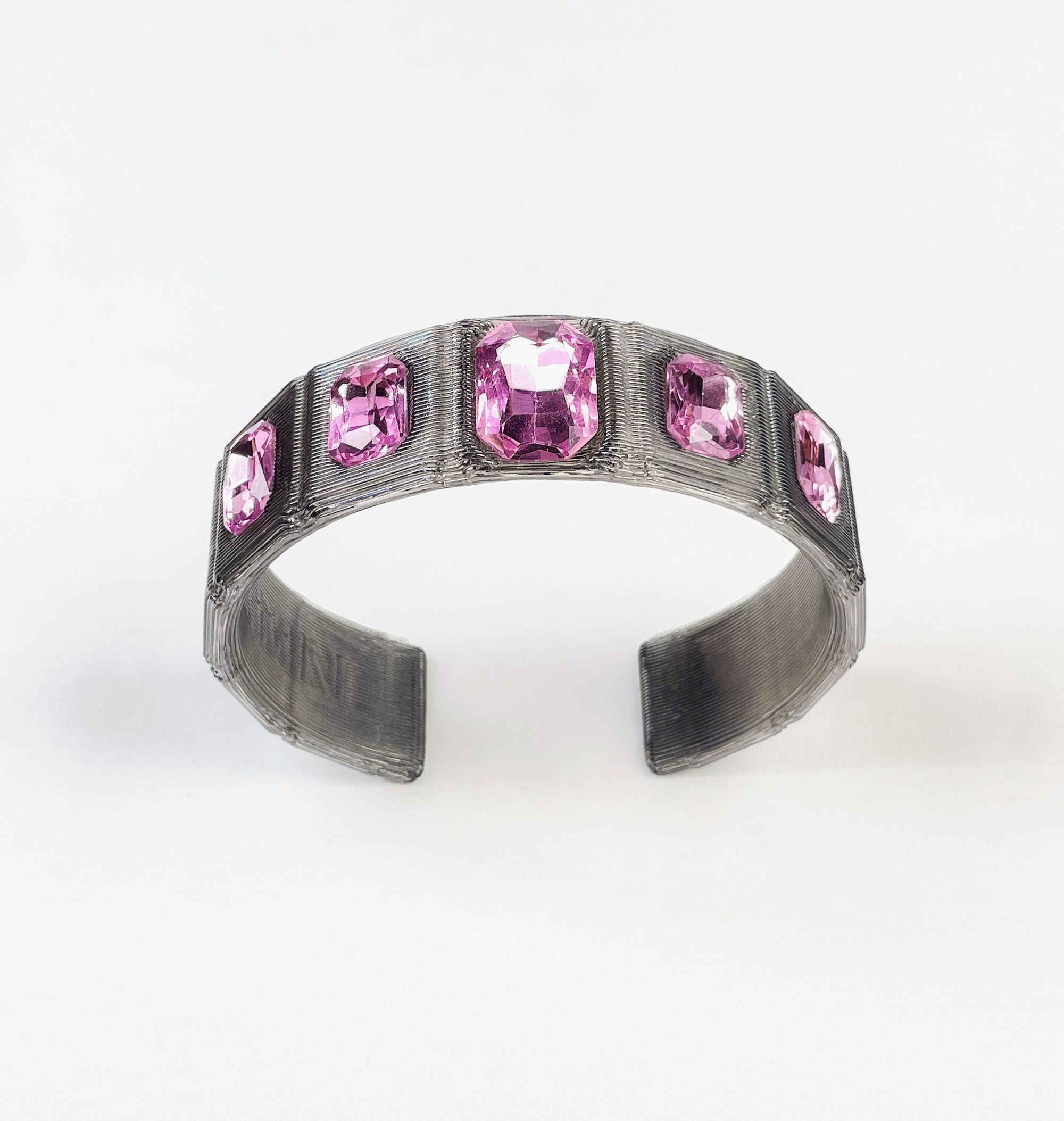 Grey & pink choker