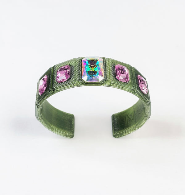 Green & pink choker
