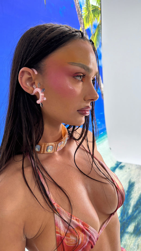 Gold choker