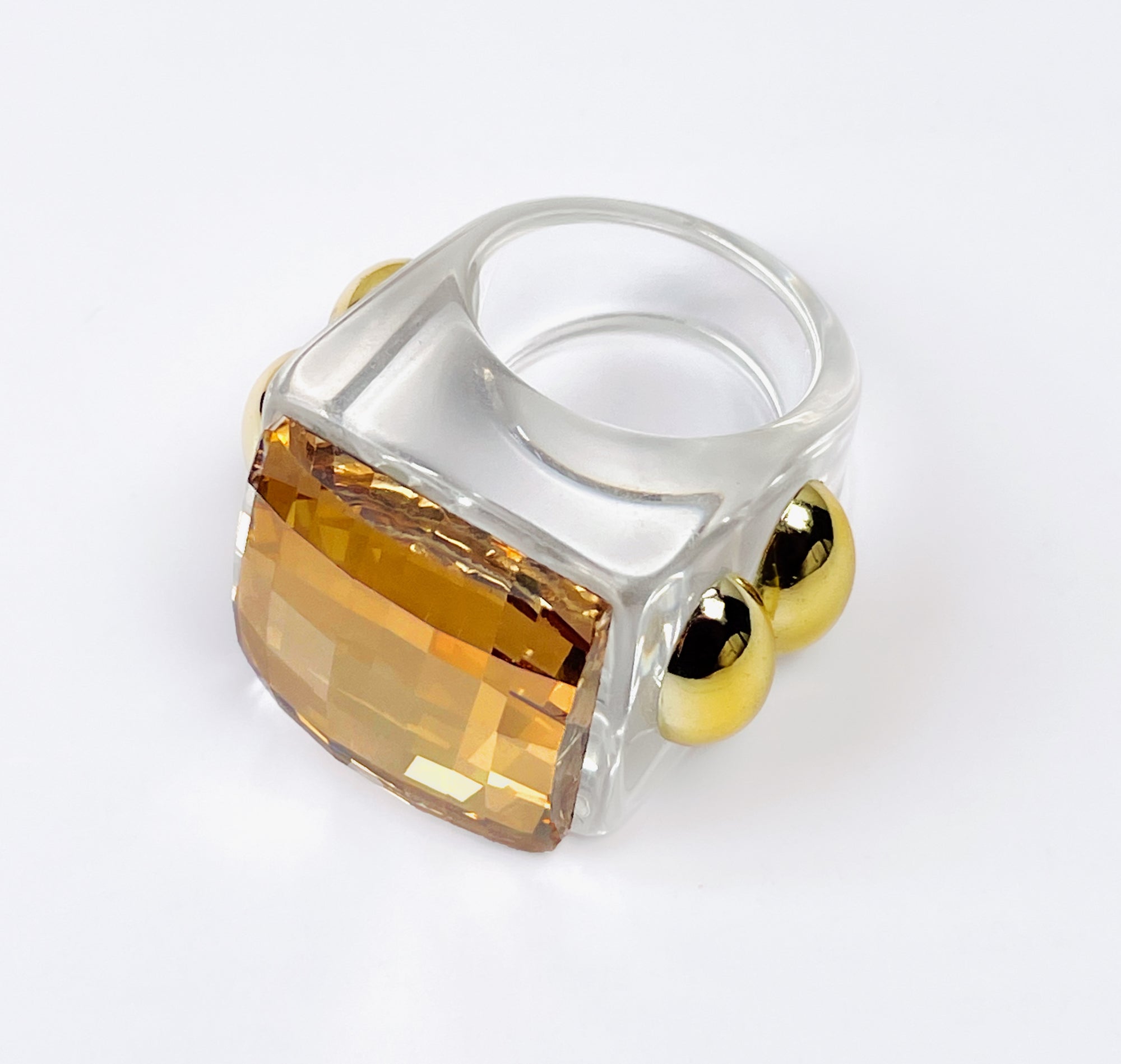 Crystal gold ring