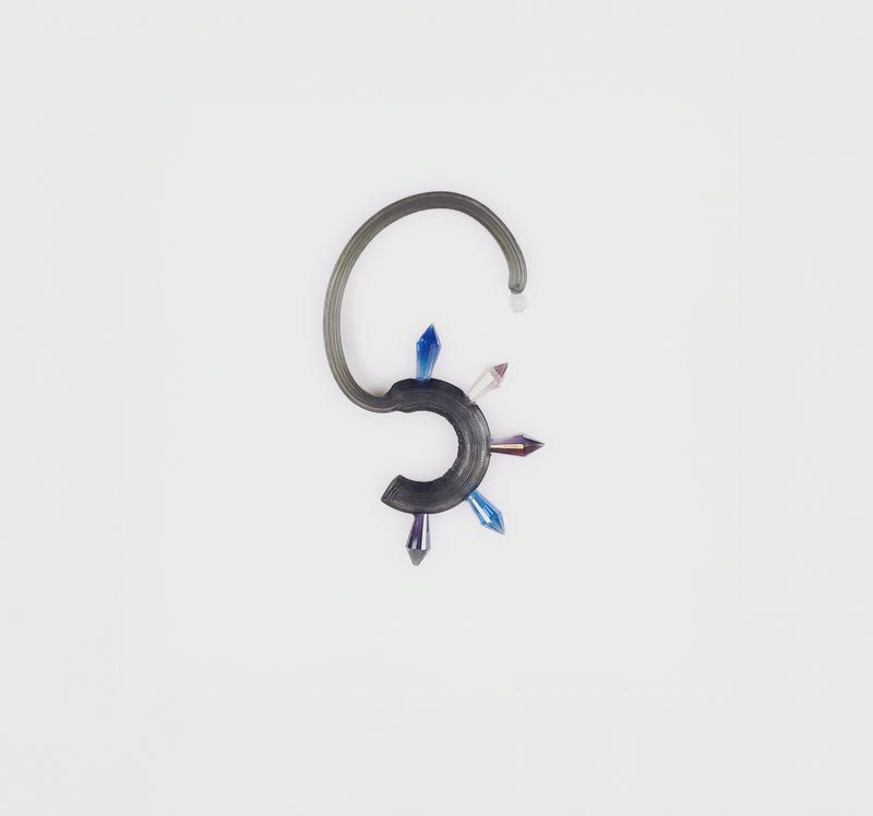 Small seahorse grey earring